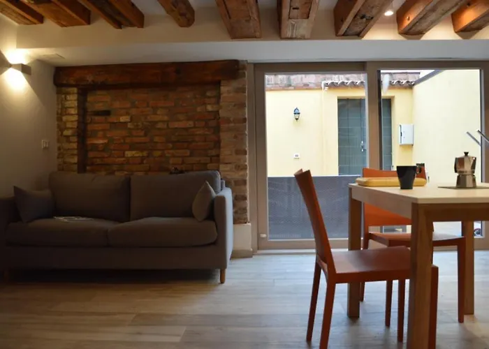 Con Corte Privata 아파트